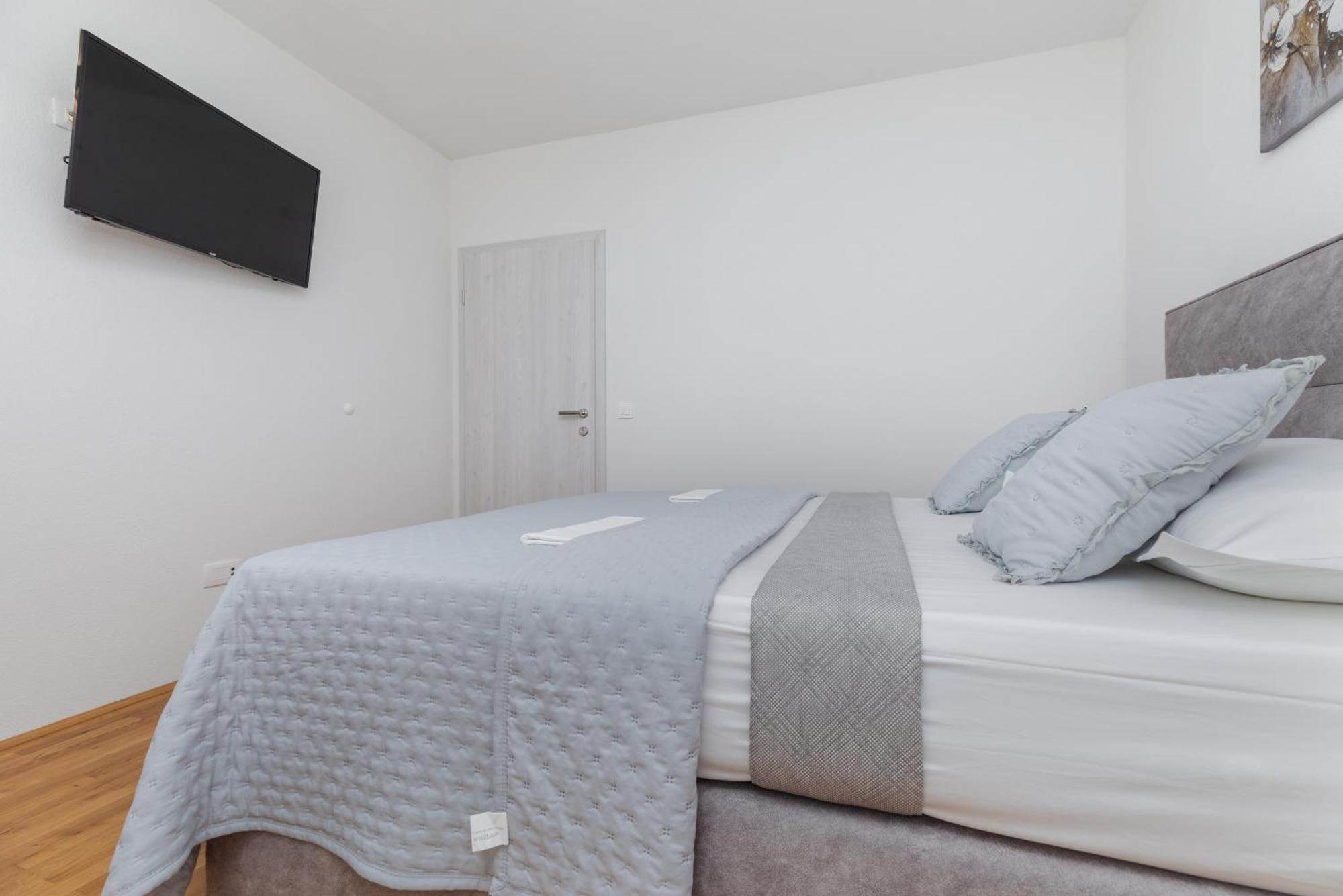 Apartments And Rooms By The Sea Brela, Makarska - 2752 Zimmer foto
